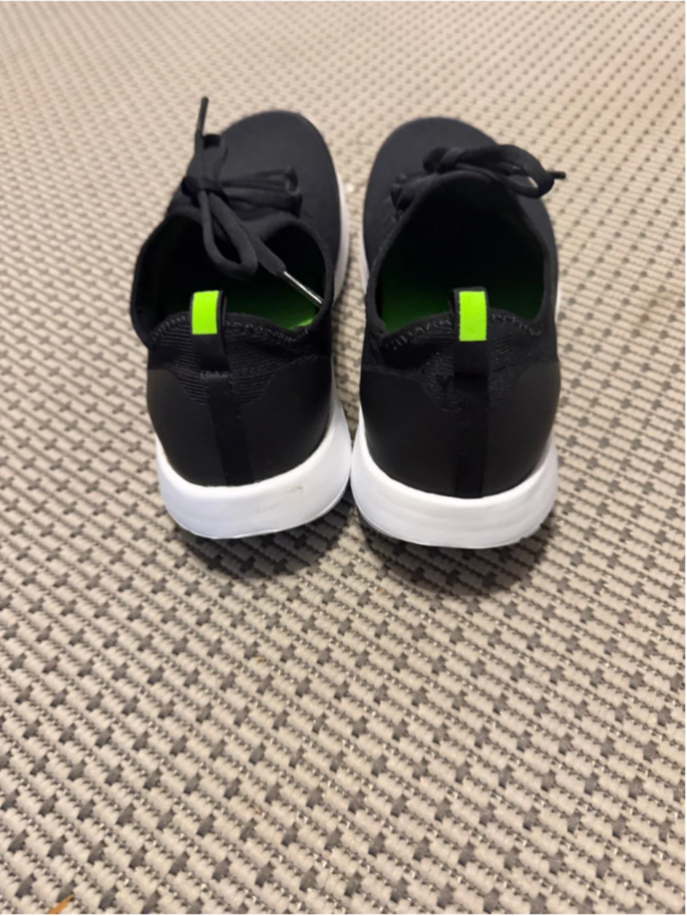 Women's Oofos Black and Green Sneakers Size 9